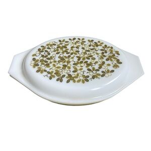 Vintage Pyrex Divided 1 1/2 Quart Casserole Dish W/ Lid #26 EUC USA Made Green